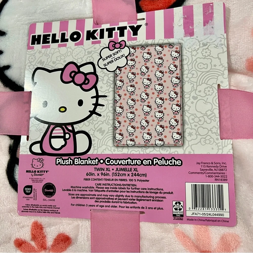 HELLO KITTY Pink‎ And Red Daisy Plush Throw Blanket (TWIN XL) 60